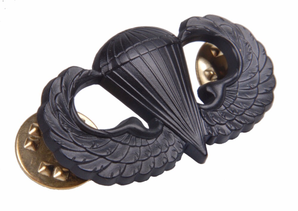 US ARMY PARACHUTIST METAL BADGE BASIC JUMP WINGS BLACK -chho981