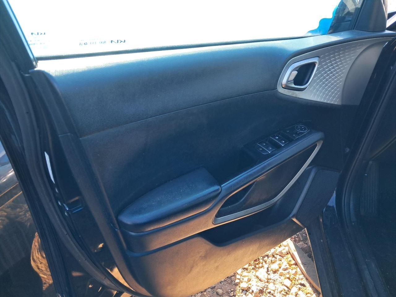 SOUL 2022 Glove Box 4836616