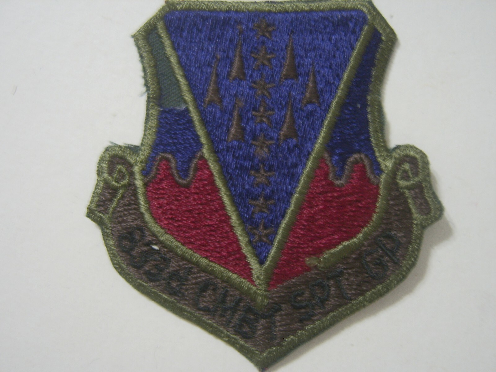 833rd COMBAT SUPPORT GROUP  PATCH USAF VINTAGE NOS :KY22-6