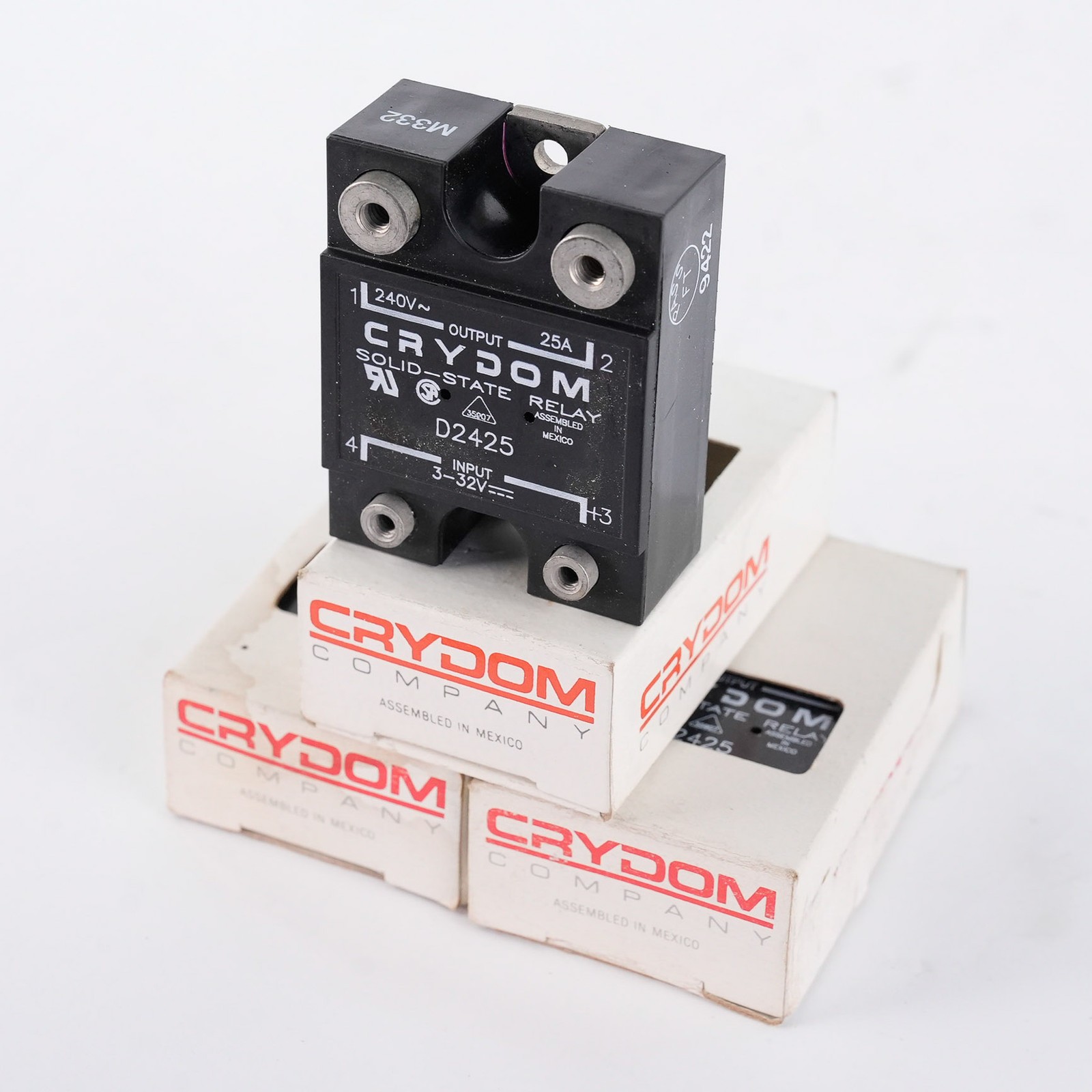 Crydom D2425 Solid State Relay SSR 240V 25A 3-32V Input - Open Box