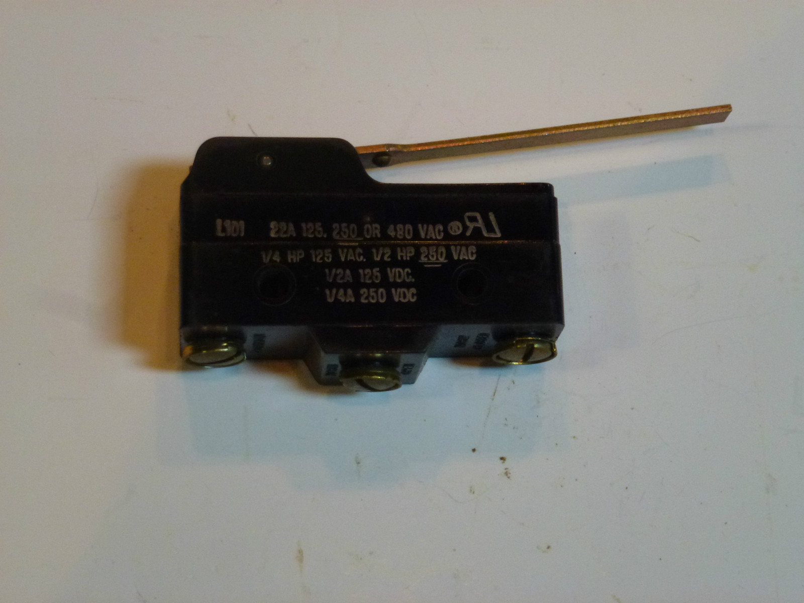 Honeywell Micro Switch, BM-2RW8424-A2, New, FREE SHIPPING, WG1051