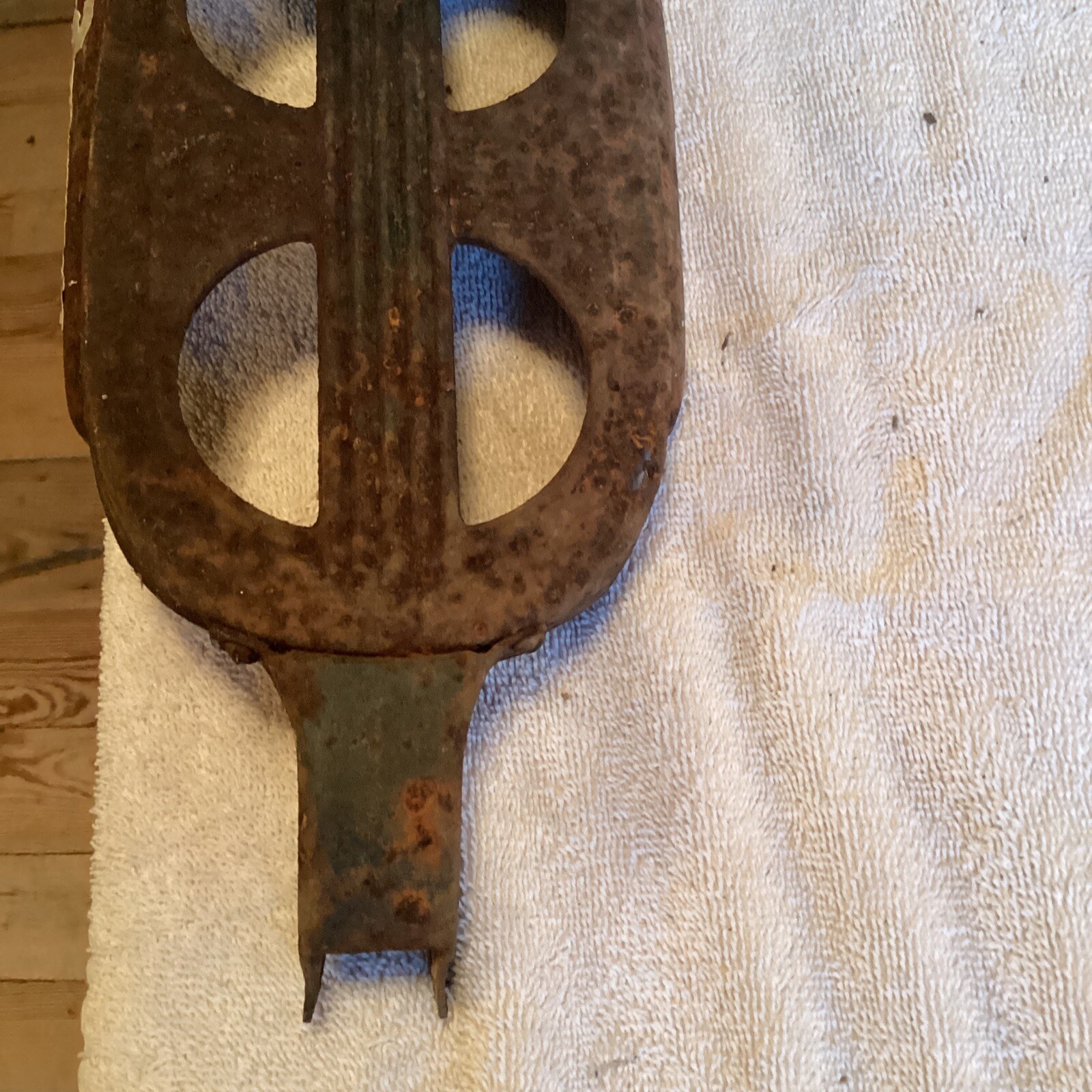 VINTAGE BICYCLE REAR CARRIER RACK 8 HOLE