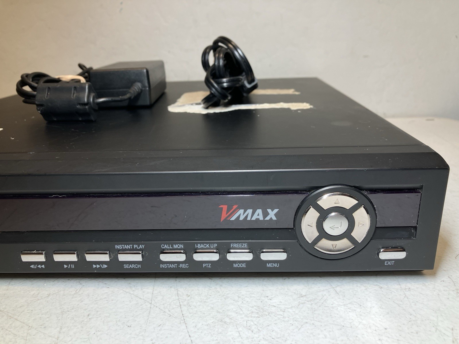 (FACTORY RESET) Digital Watchdog VMAX - VMAX16 16CH DVR 2TB Security Recorder