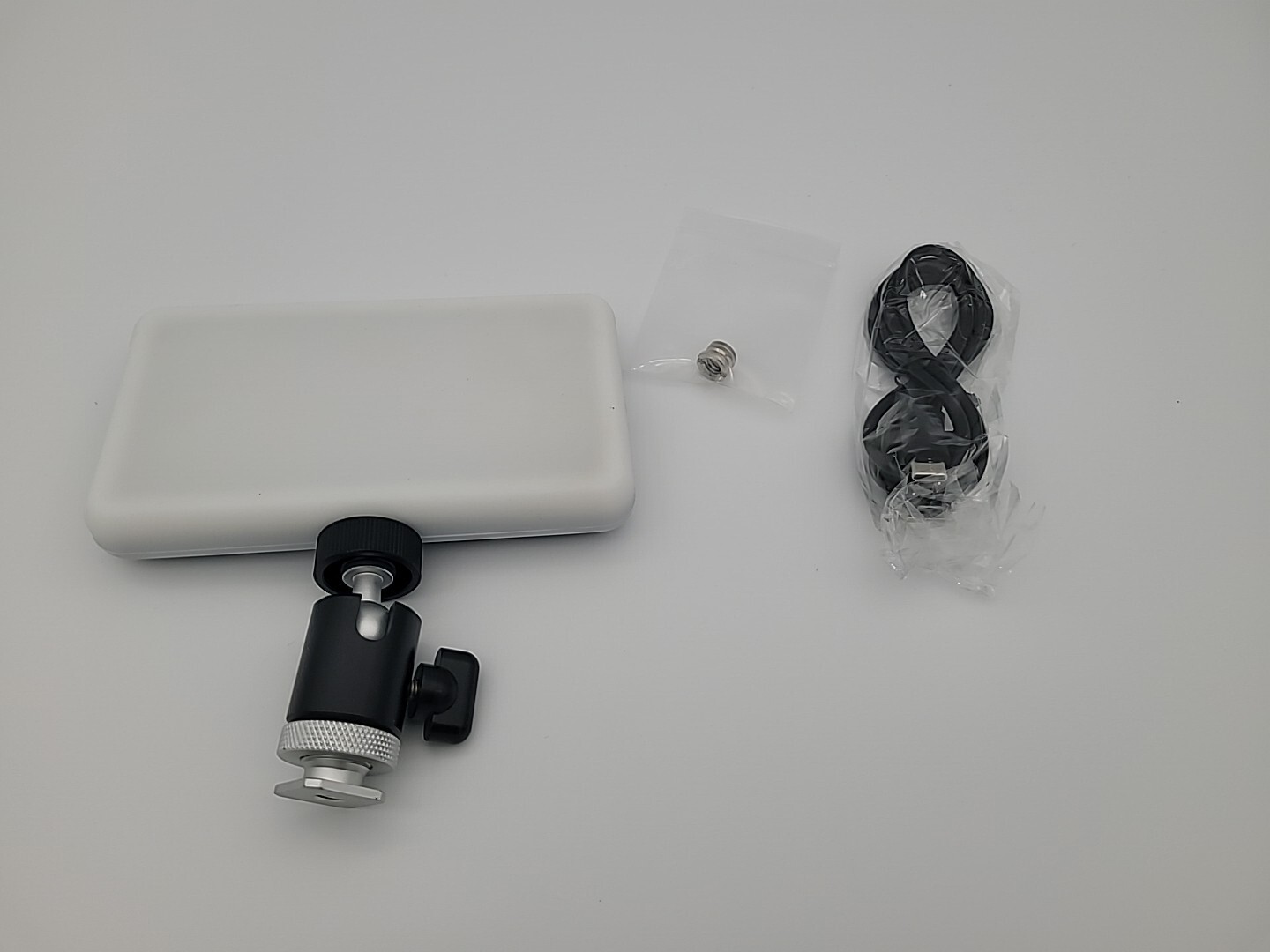 Lume Cube - Panel Go with Ballhead Camera Mount [LC-KIT-GOBH]