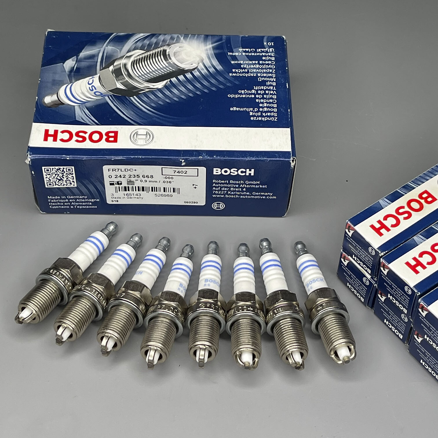 8 Pcs OE Germany Yttrium Spark Plug For Audi R8 S8 BMW 745i X3 Toyota Sequoia