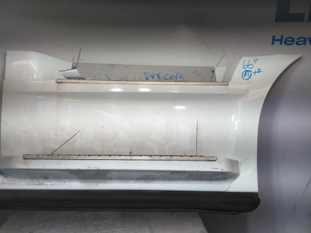 For 2022 FREIGHTLINER CASCADIA 126 SIDE FAIRING Right ,  WA