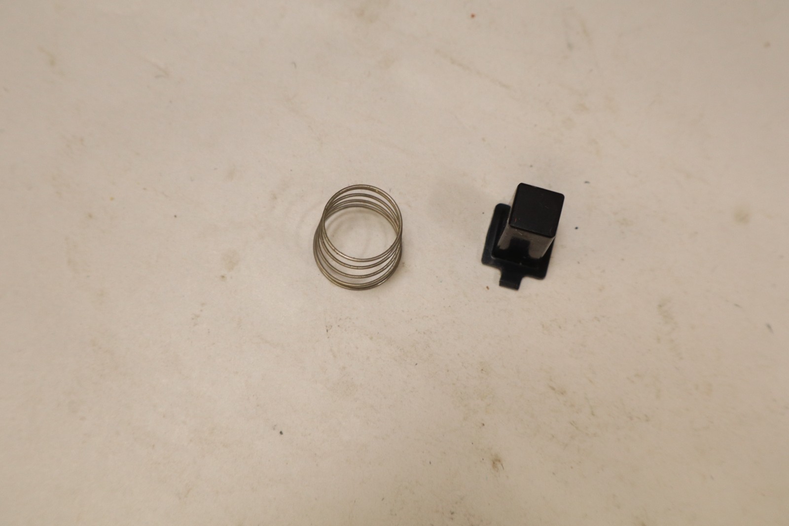 sansui tu 517 Tuner Part FM AM Selector Button With Spring
