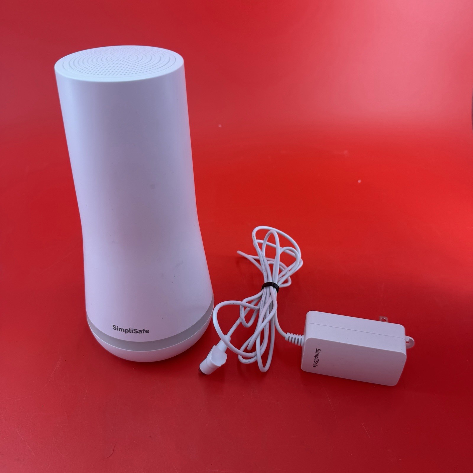 Simplisafe  Home Security System Base Station White BS3W PREOWNED