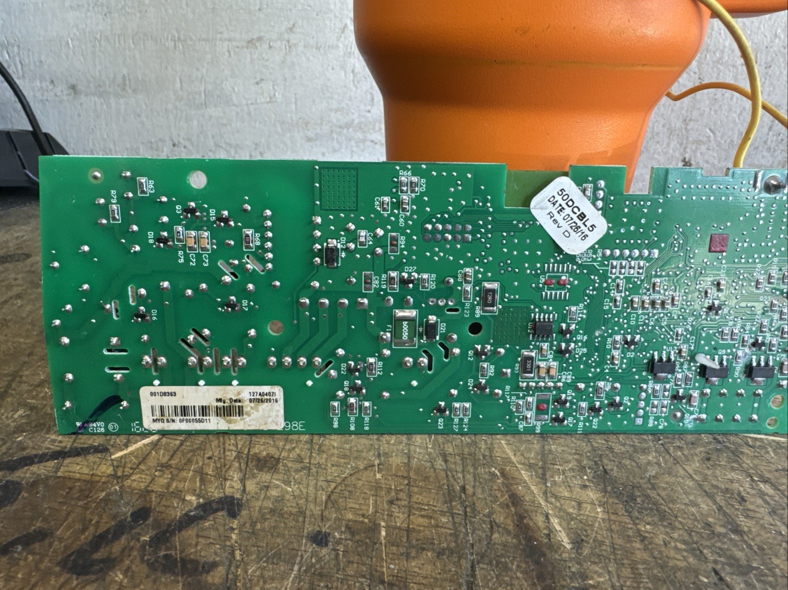 50DCBL5 7/26/2016  Chamberlain ￼Logic￼board Yellow learn button