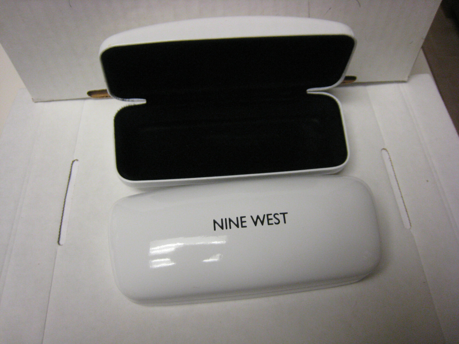 2--yes 2 Nine West Hard Clamshell White Eyeglass / Sunglass Cases