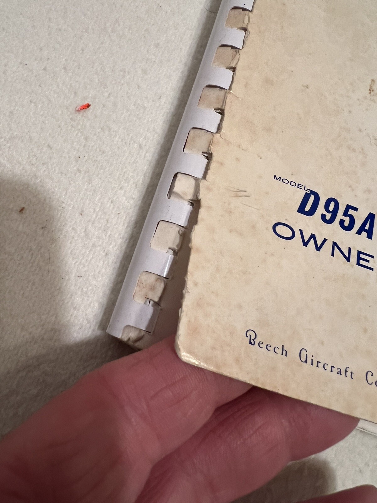 Beechcraft Travel Air D95A Owners Manual
