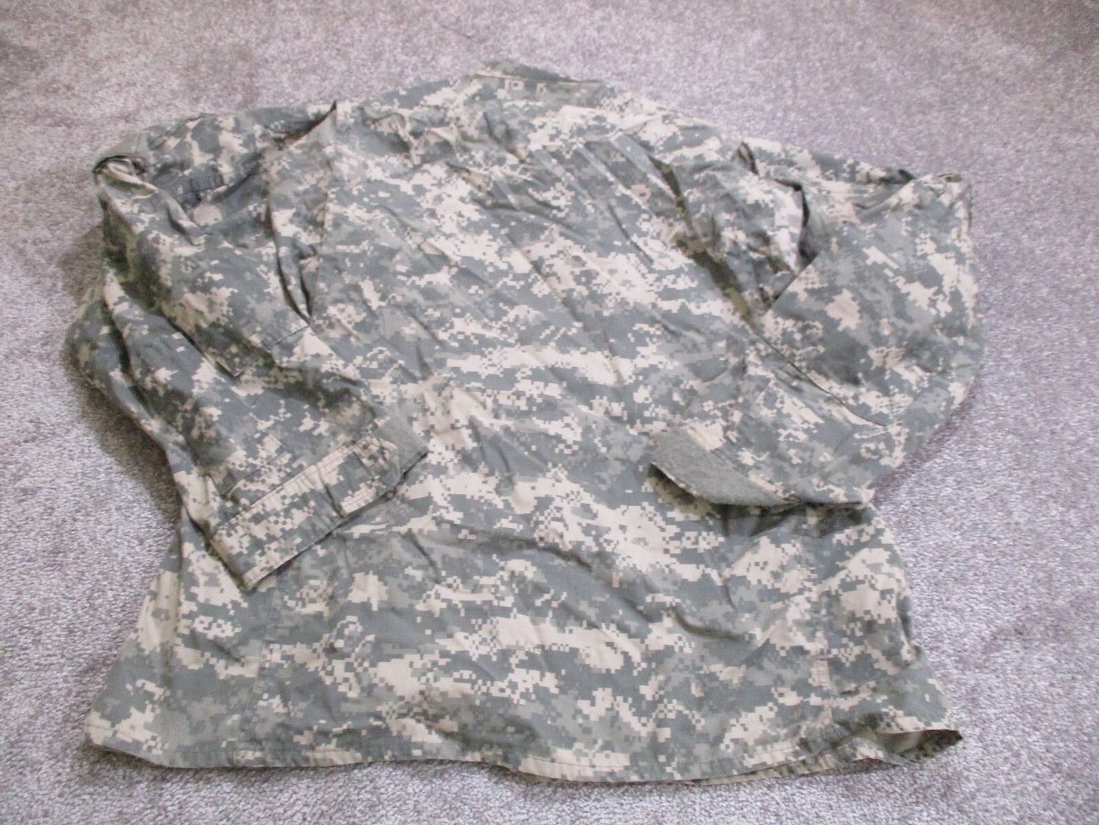 US Army Combat Jacket Mens Size Large