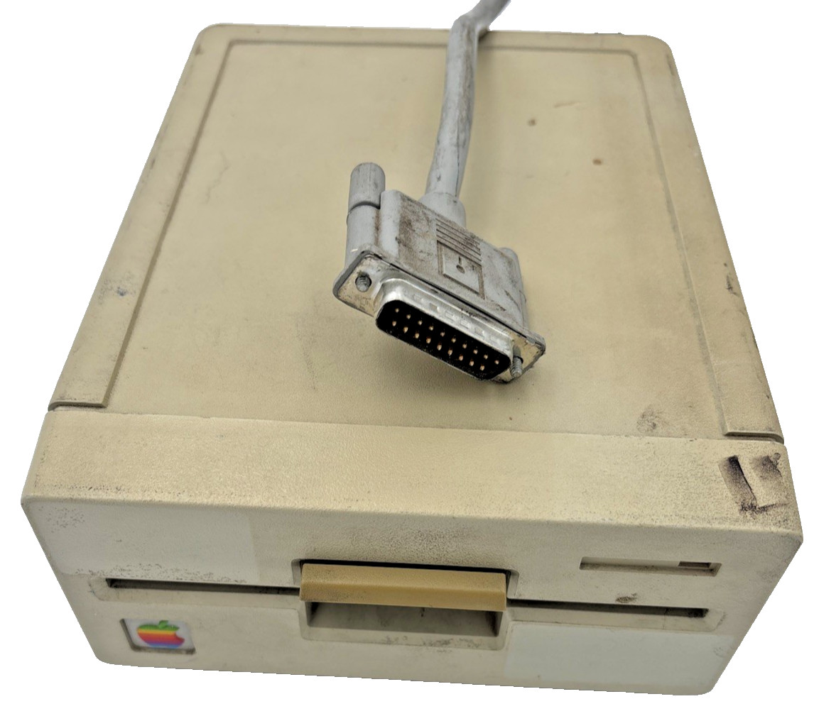 APPLE A9M0107 5.25" EXTERNAL Floppy Disk Drive