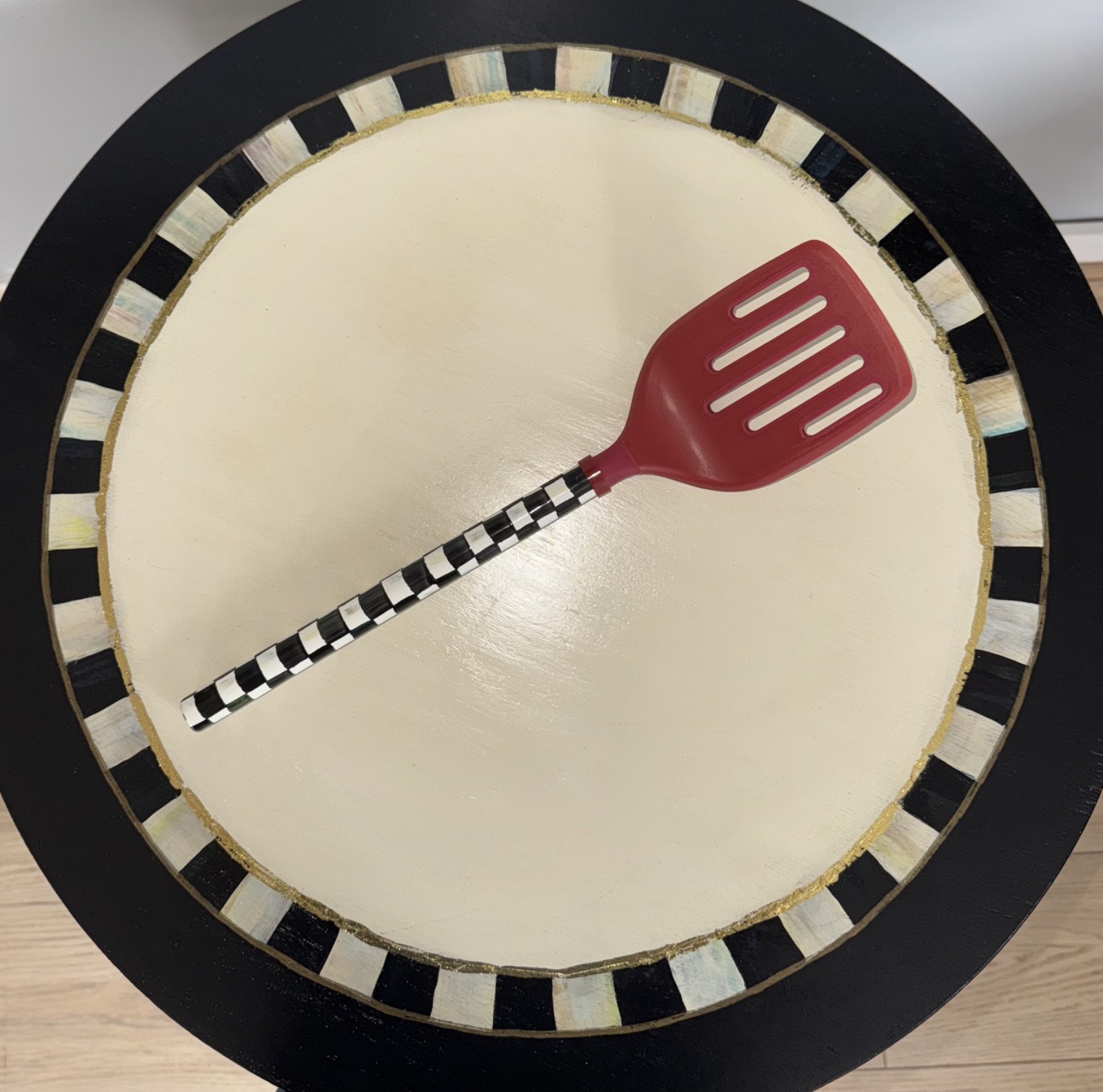 NIB Mackenzie Childs Courtly Check Silicone Slotted Turner, Red