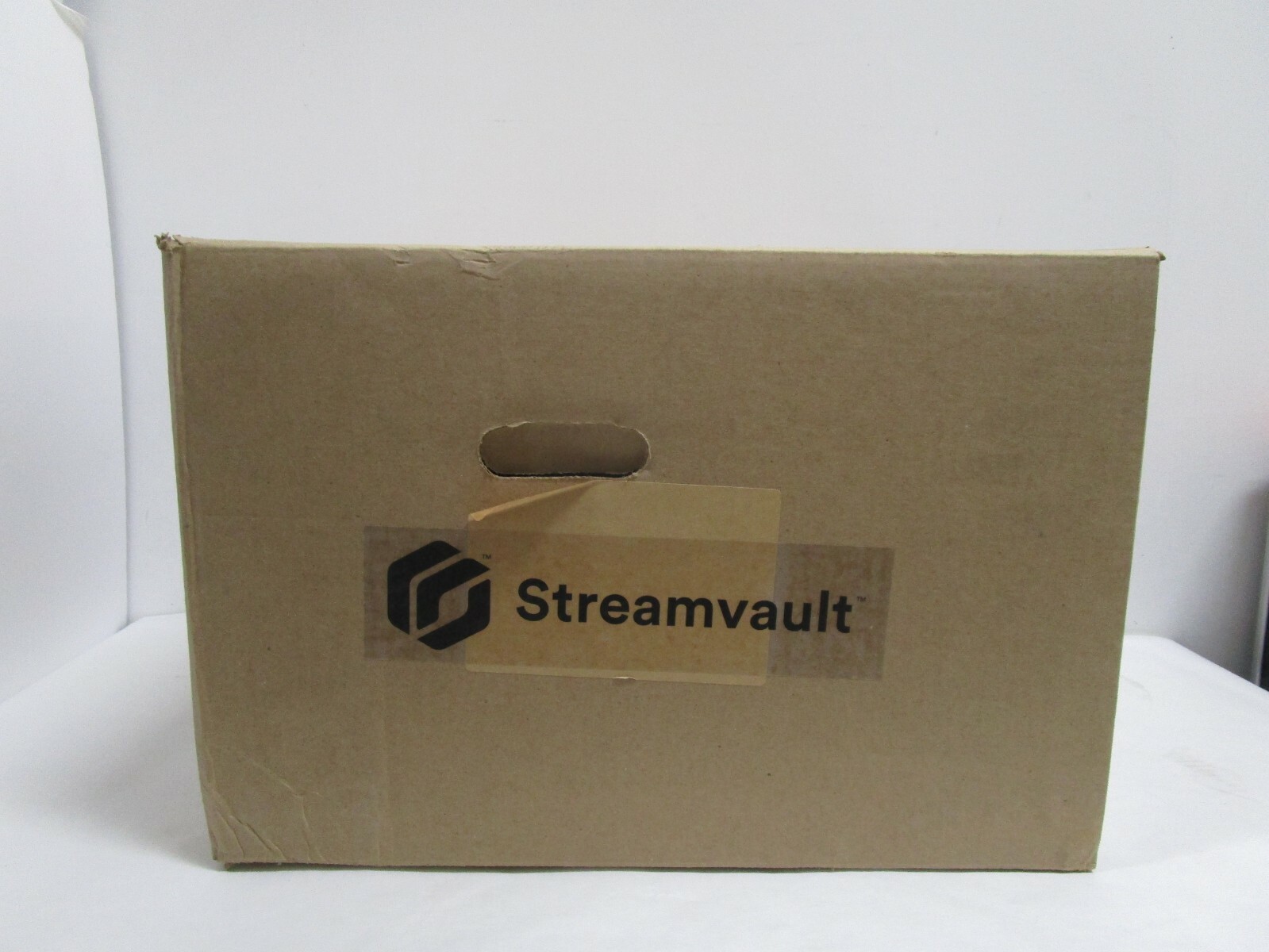 GENETEC Streamvault SV-300E All-in-one security station  256GB NEW SEALED