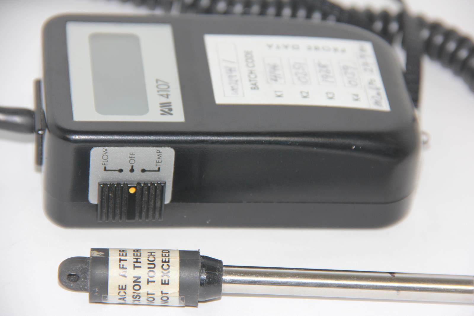 COMARK 4107 Air Velocity Meter