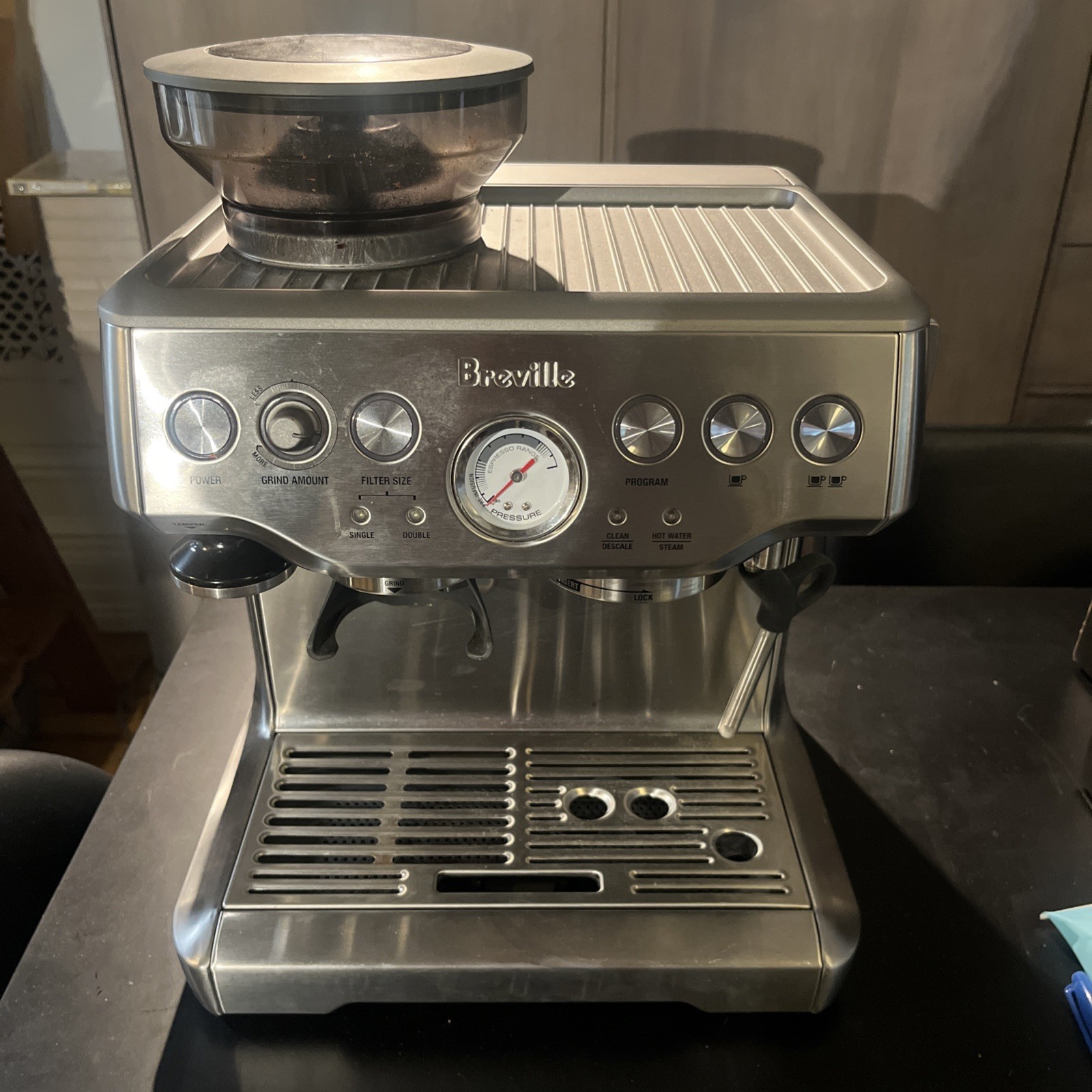 Breville BES870XL the Barista Express Espresso Machine Stainless Steel