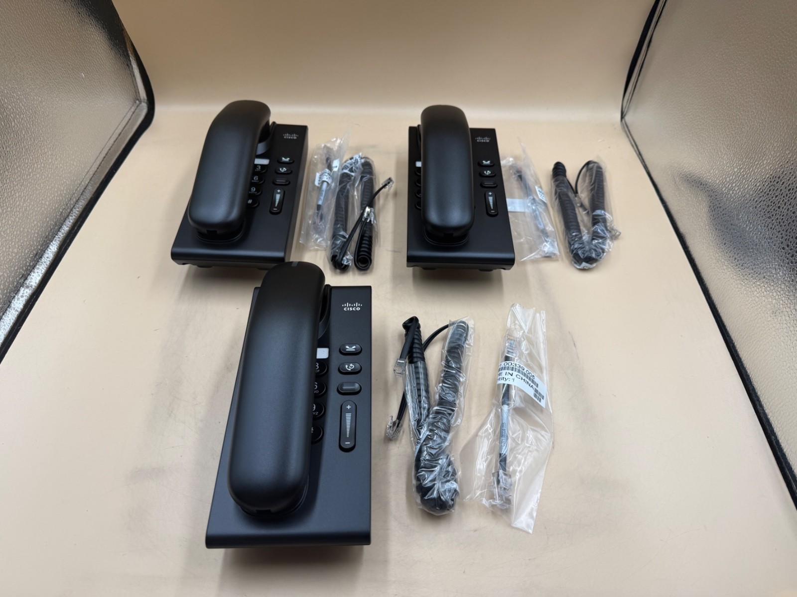 Lot of 3 Cisco CP-6901-C-K9 Unified IP Standard Handset CP6901CK9