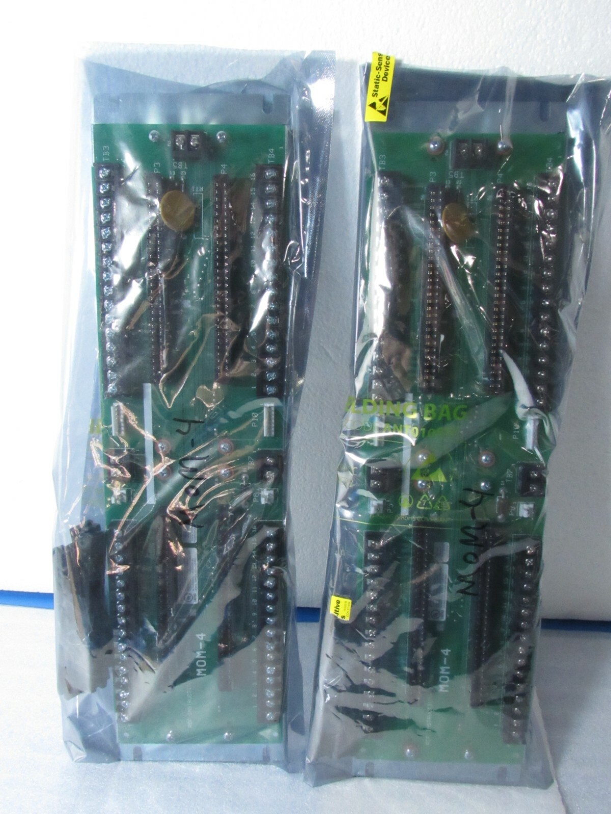 Siemens MOM-4 MXL Option Module Card Cage [CJJH]