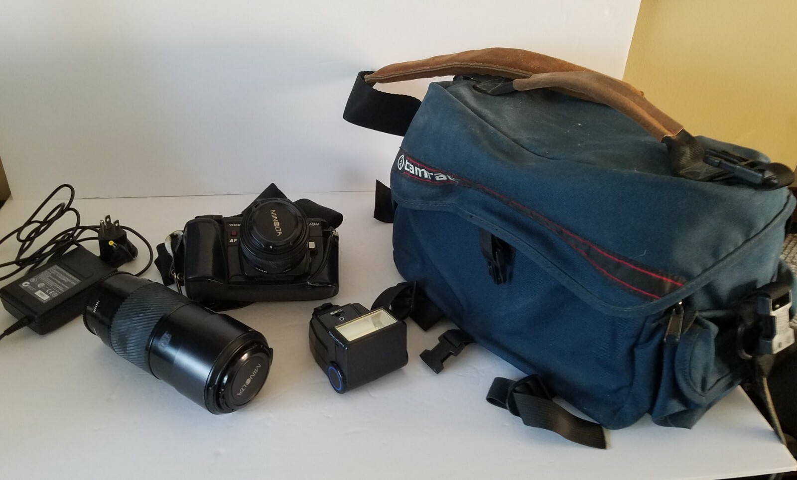 Minolta Maxxum 7000 50mm SLR Film Camera with AF 50mm & 70-210mm Lens JAPAN