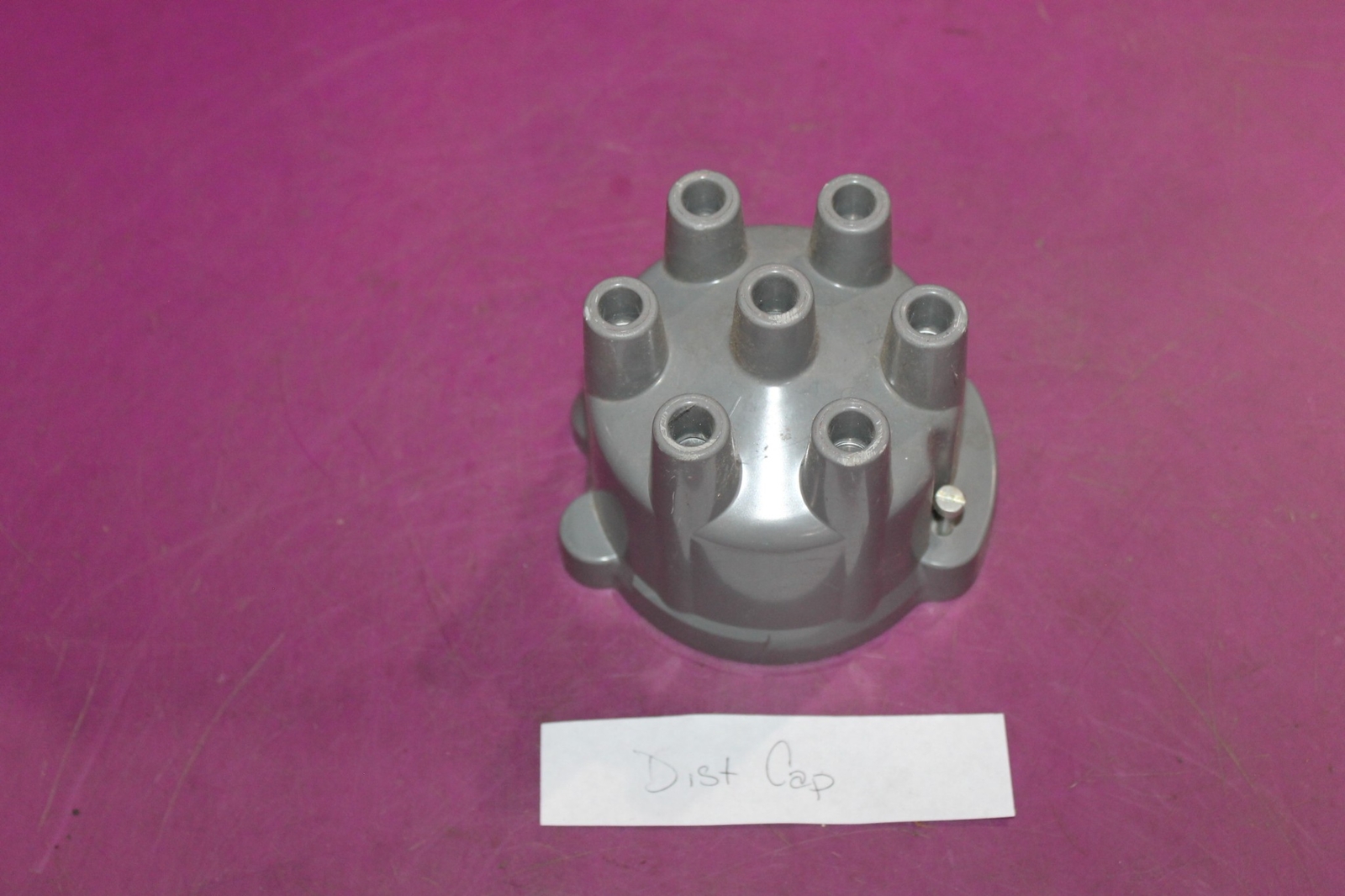 NOS Distributor Cap marked Made in USA. No other markings. See pic.