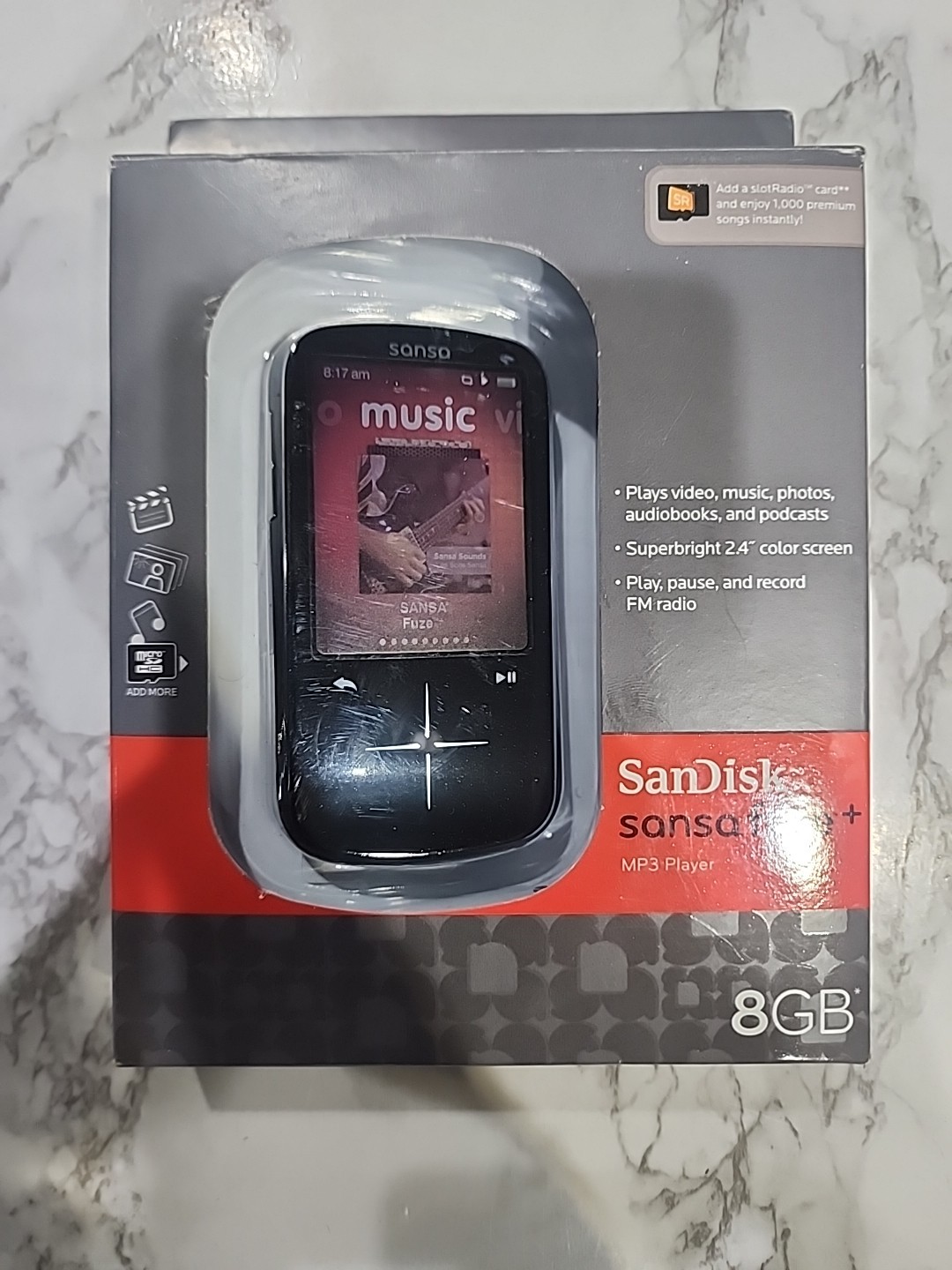 SanDisk Sansa Fuze+ Black ( 8 GB ) Digital Media Player