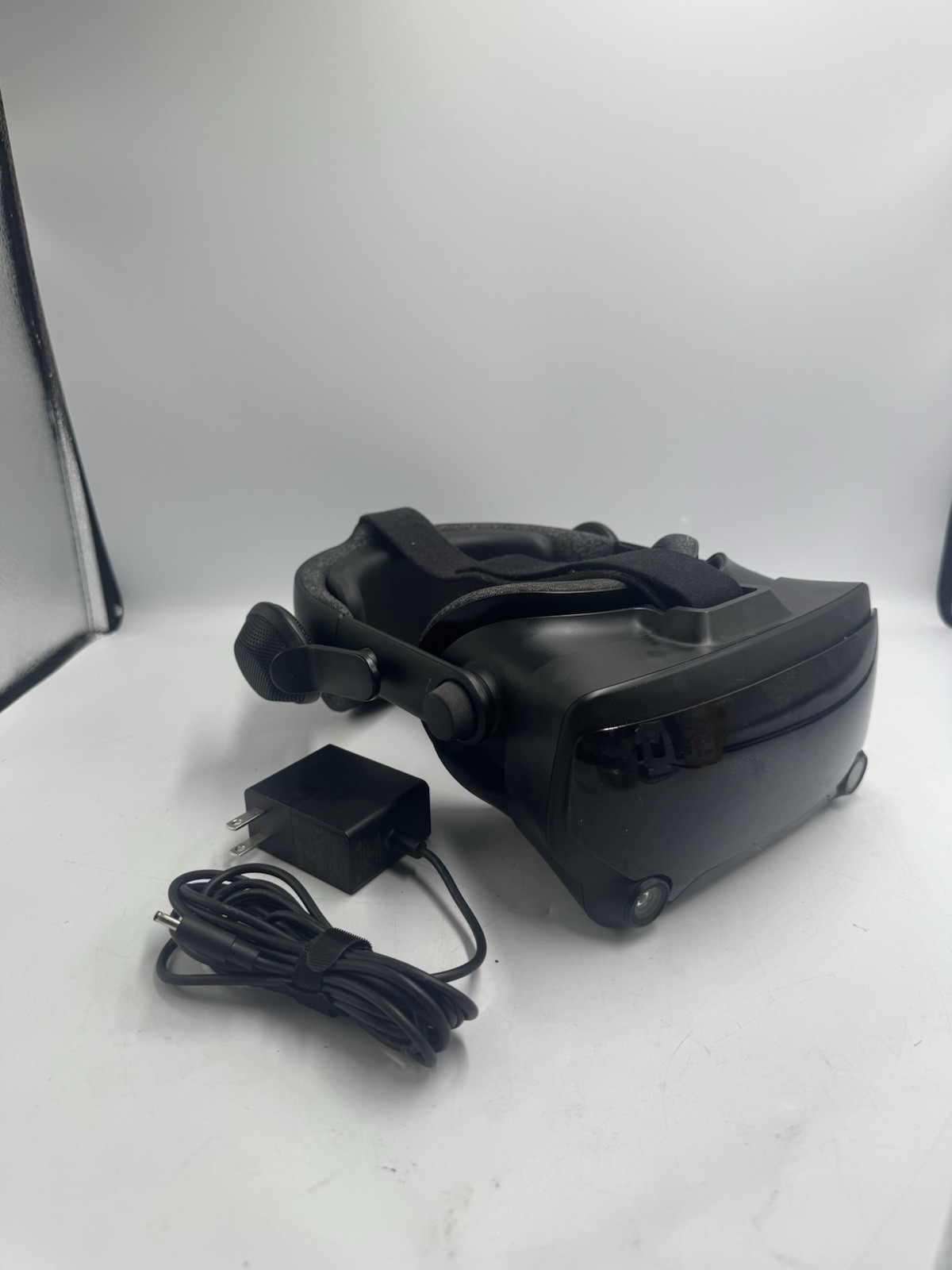 Valve Index VR Headset HMD Only w/ 3-in-1 Cable Power Supply Head Gasket Used