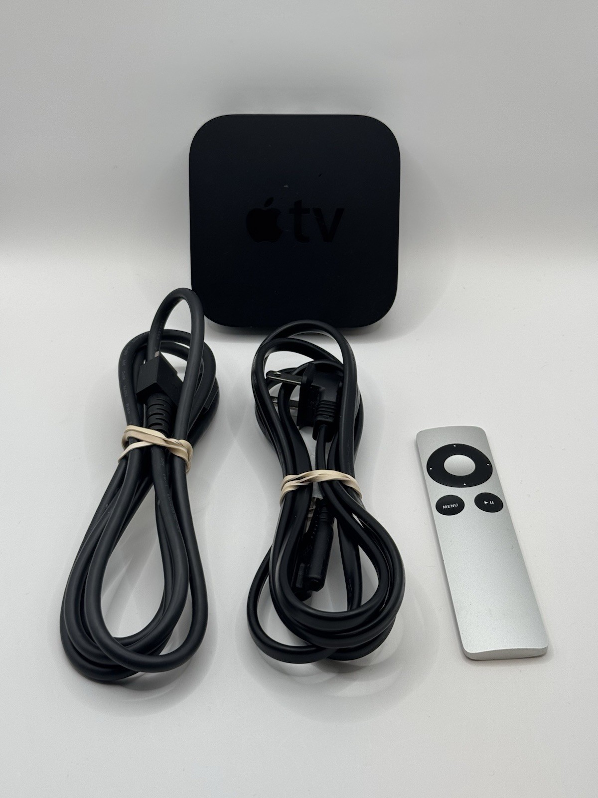 Apple TV A1427 1080P Media Streaming w/ Remote Power Cord HDMI Tested Working