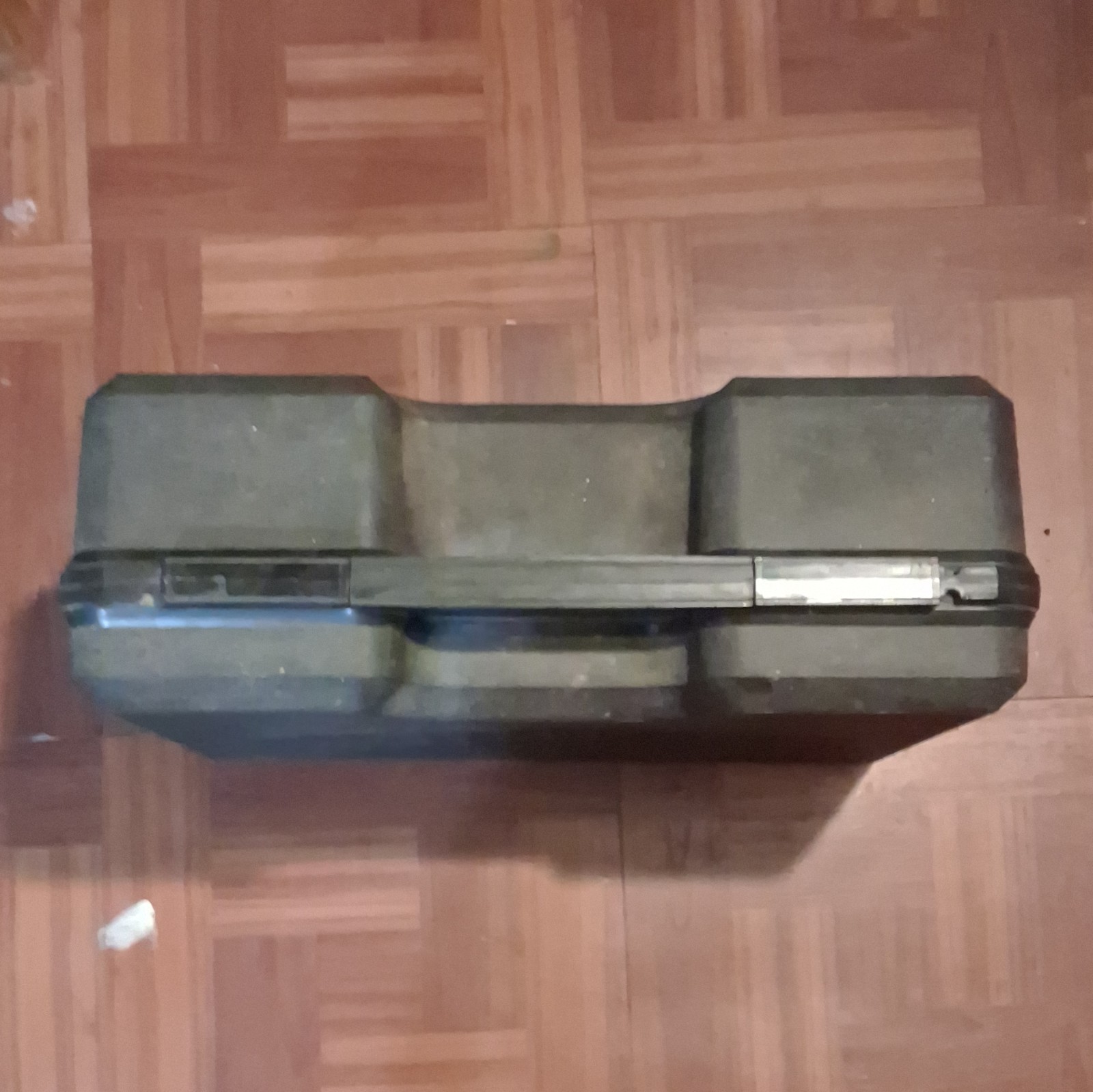 Vintage Doskocil Hard Shell Gun Case Egg Crate Foam