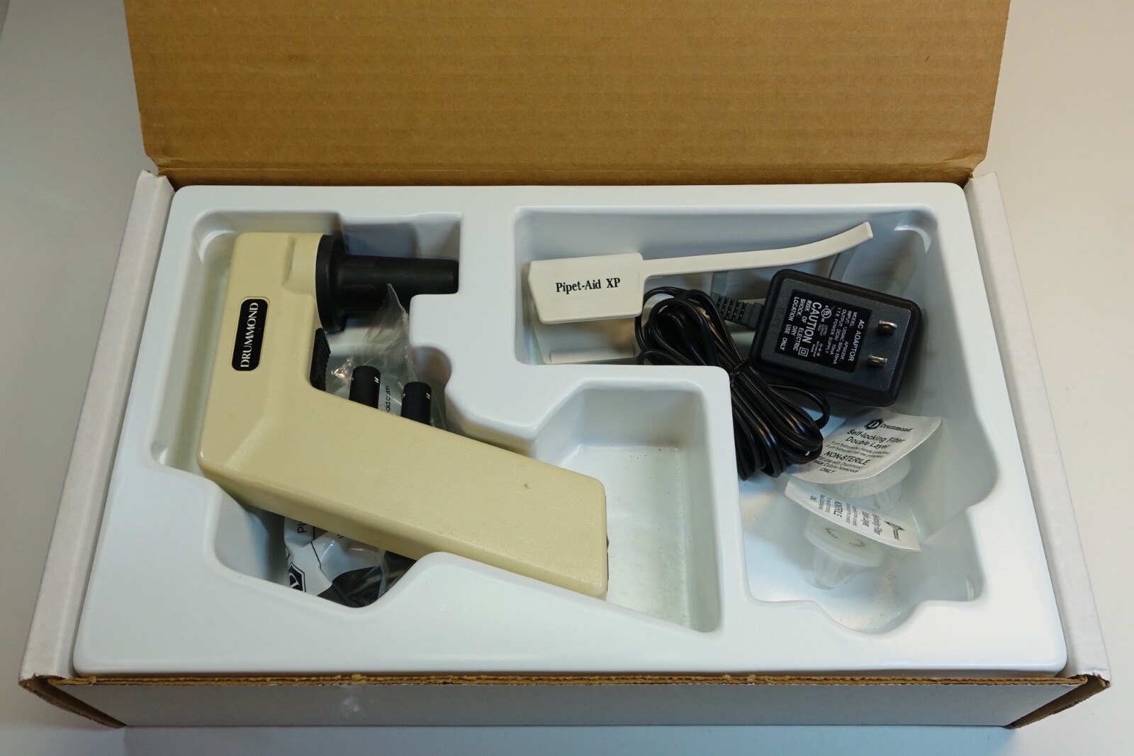 Drummond Pipet-Aid XP Electric Pipettor with Charger & Accessories