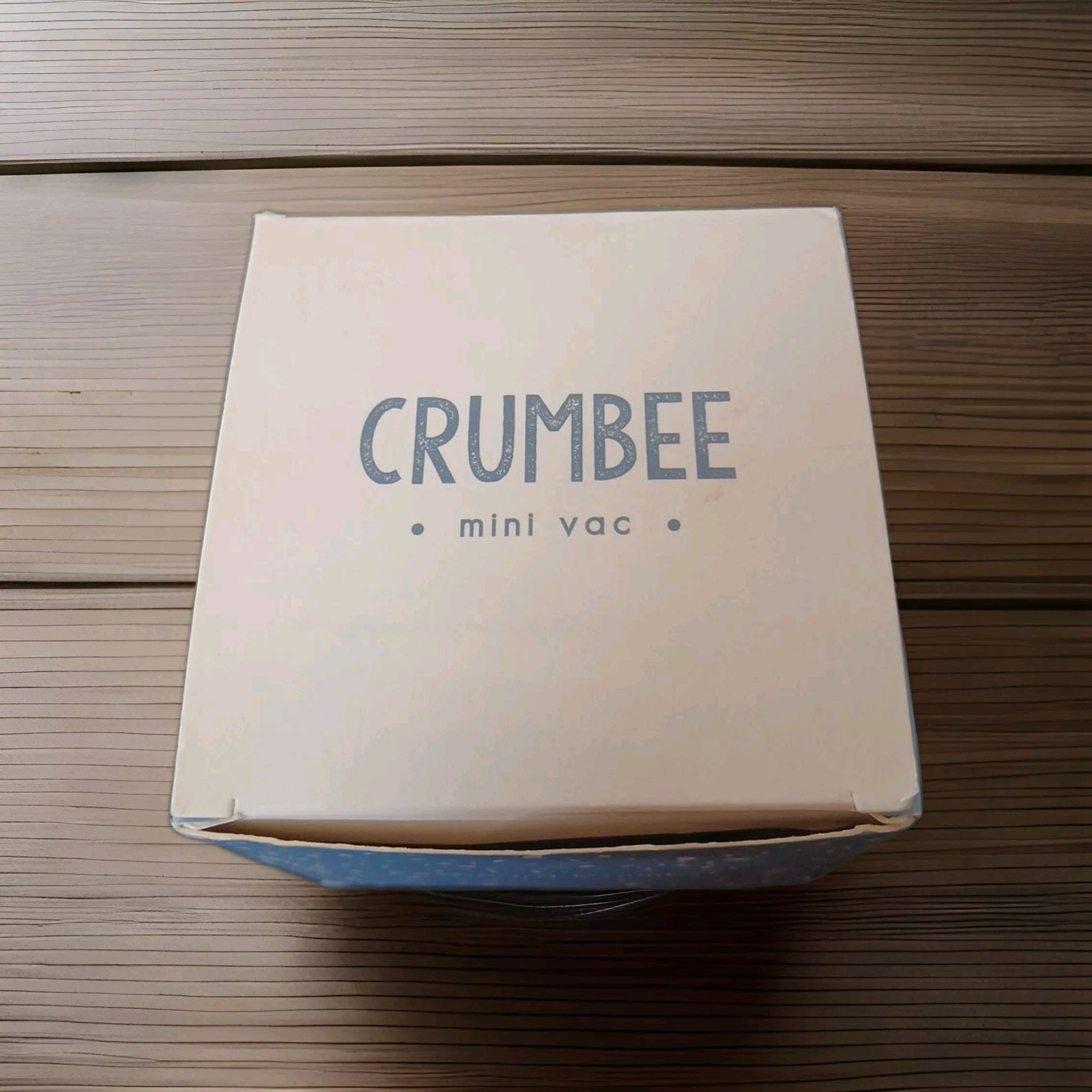 New Crumbee Mini Vacuum - Micro Strategy- Dust sweeper, brush/batteries included