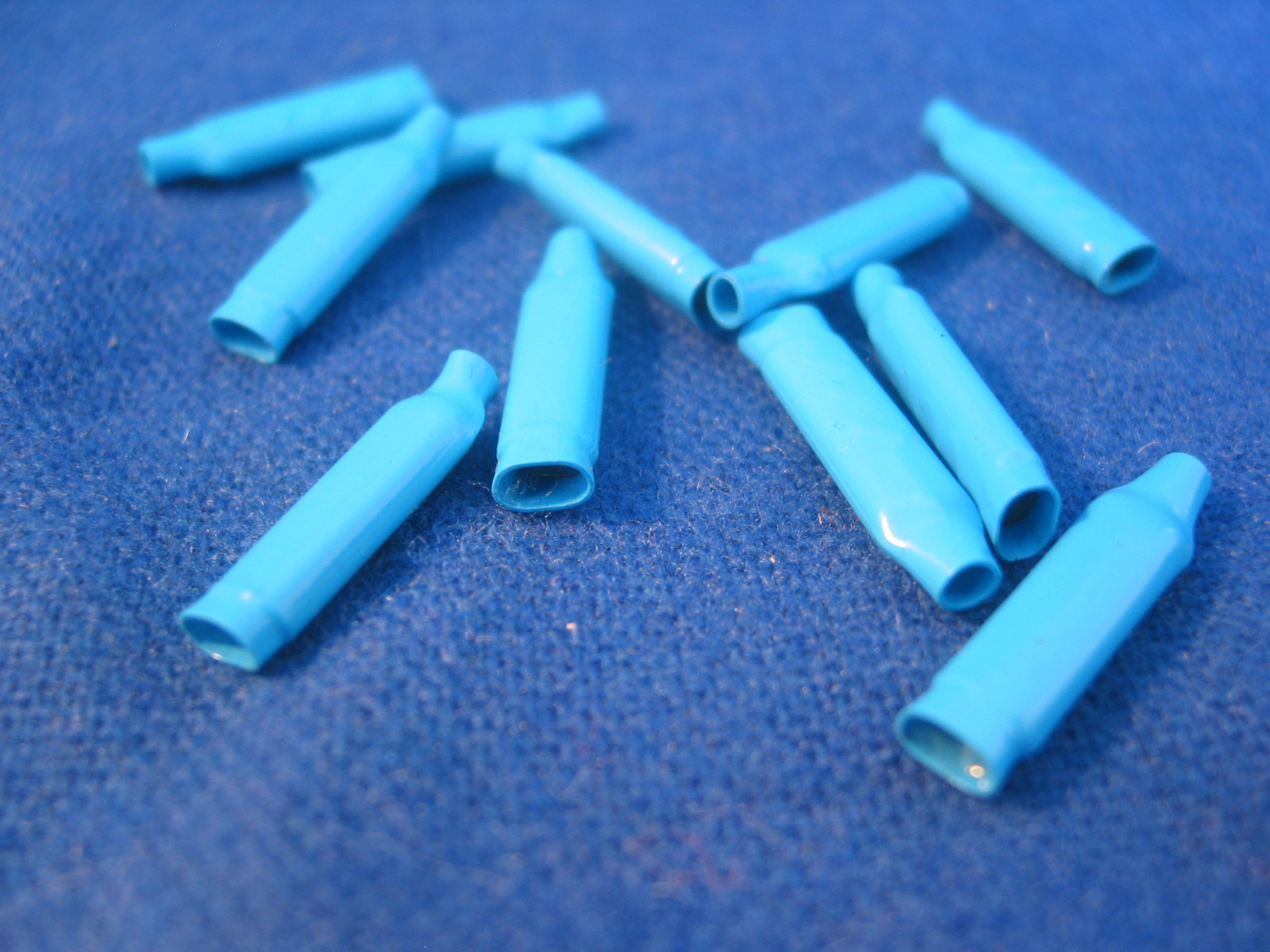 250 B Connectors Alarm Wire Crimp Dolphin style Wet Blue Gel Beanies