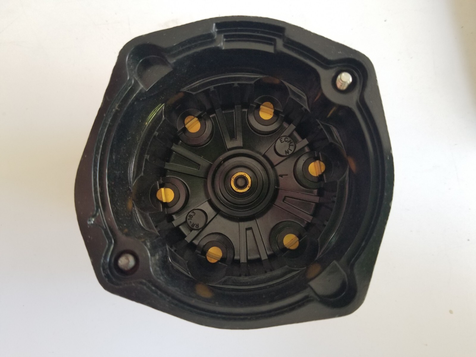 One(1) Mopar RR 183 RR183Distributor Cap