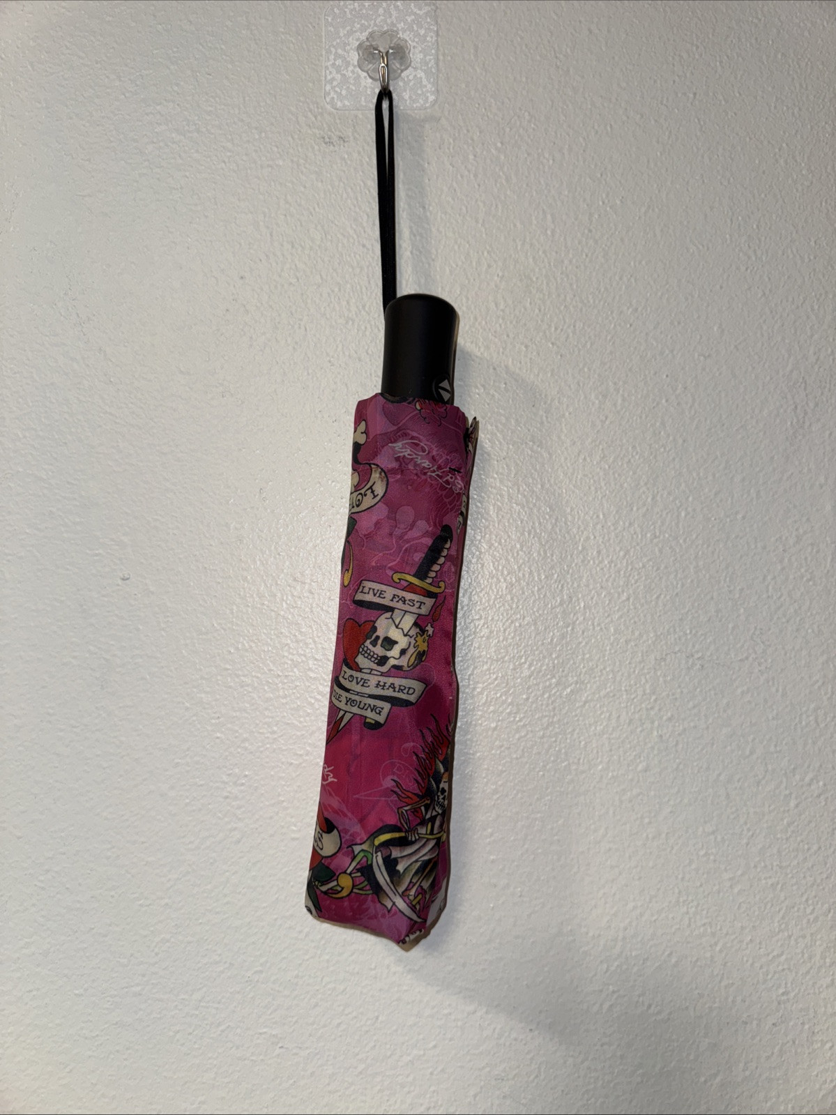 ED HARDY tattoo Love Kills Slowly Umbrella NWT Compact Size Pink