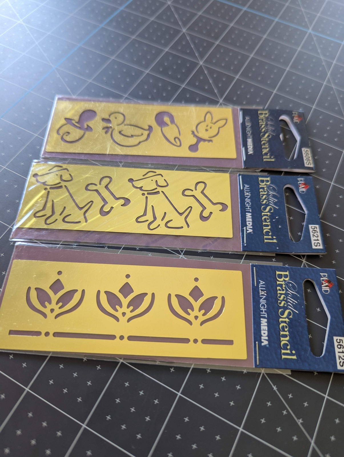 Plaid Embossing Stencils - Borders