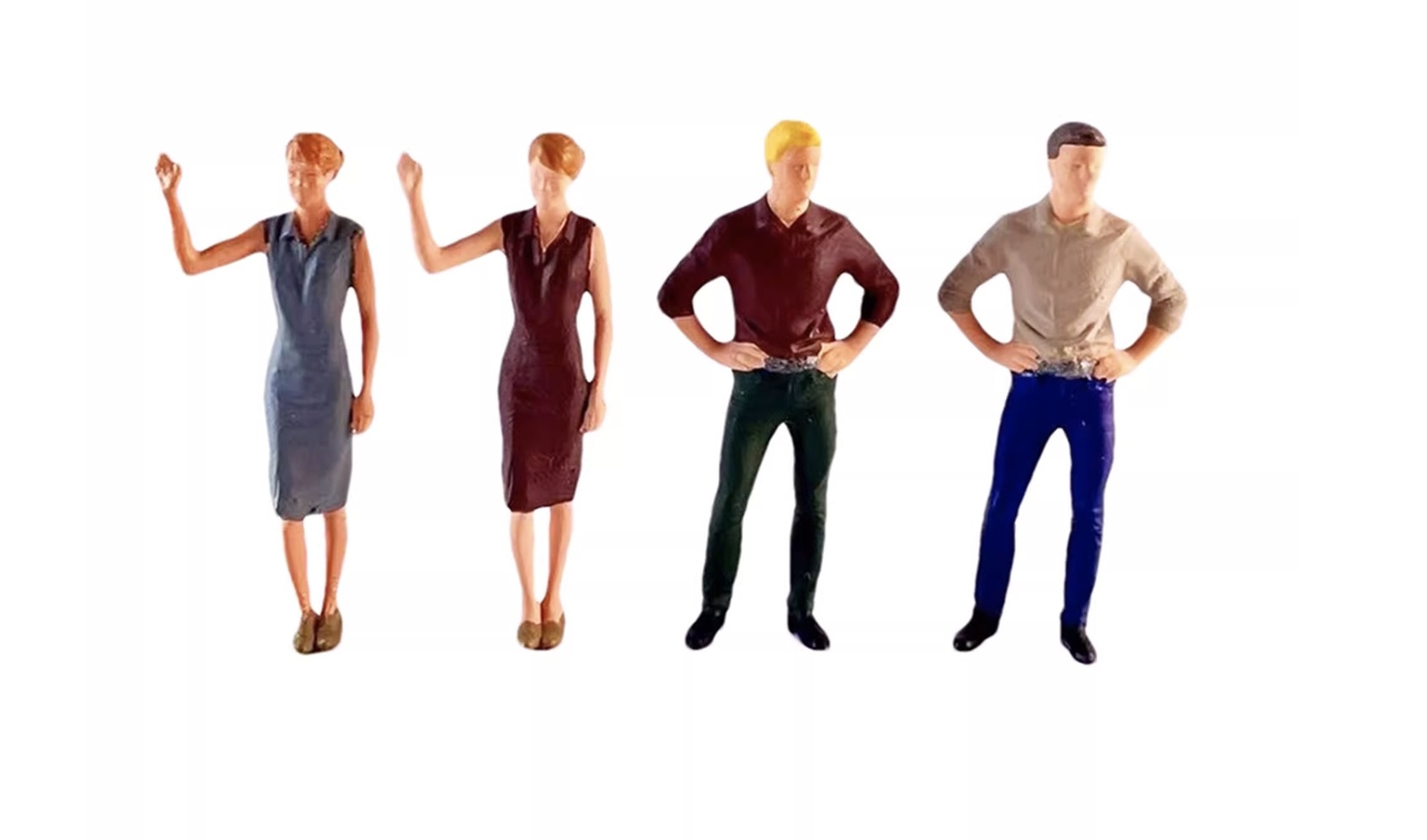 1:64 Painted Figure Mini Model Miniature Resin Diorama Sand Couple Man Lady Toy