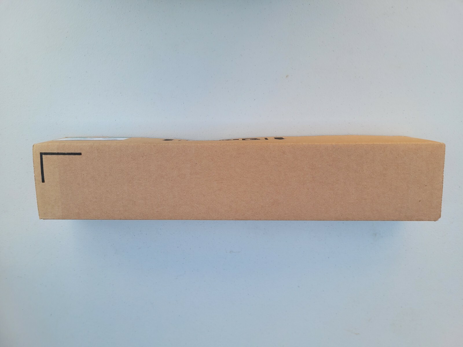 BRAND NEW Panduit CPP48FMVNSWBLY Mini-Com Flush Mount 48 Port Patch Panel