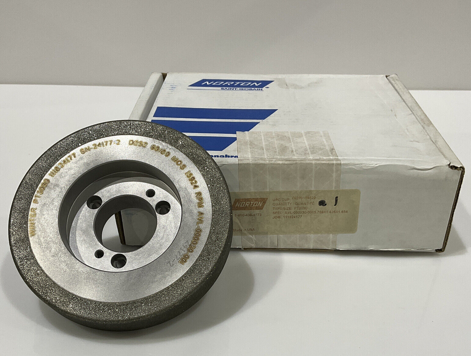 NORTON PT3090 GRIT 60/80 5.795” DIAMETER 1.654” BORE 1” GRINDING WHEEL