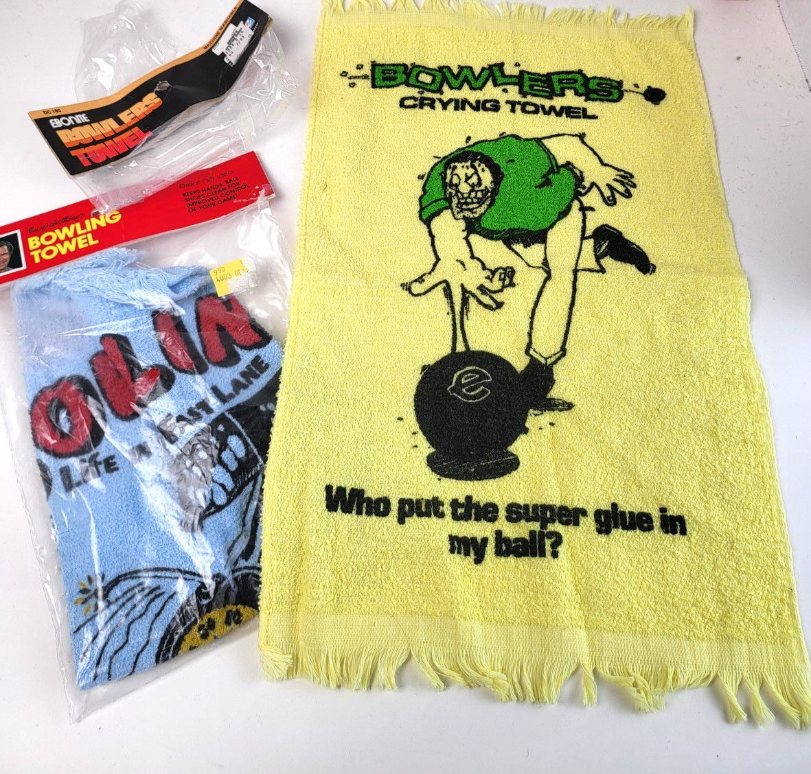 2 VTG Ebonite Bowlers Towels Earl Anthony/Ebonite DC 180 NOS Novelty Fun Prints