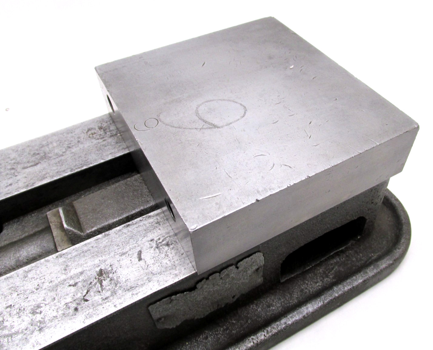 KURT ANGLOCK 6" MILLING MACHINE VISE - #D60