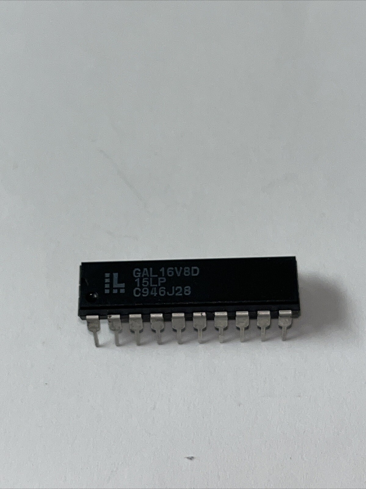 GAL16V8D-15LP LATTICE,  IC SIMPLE-EEPLD PAL-TYPE CMOS DIP 20PIN PLASTIC (QTY 1)