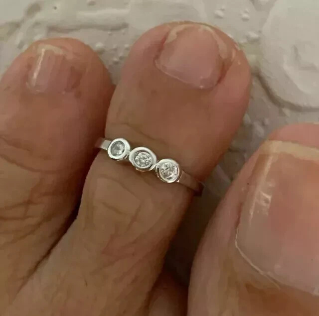 0.50Ct Round Simulated Diamond Women Adjustable Toe Ring 14K White Gold Plated