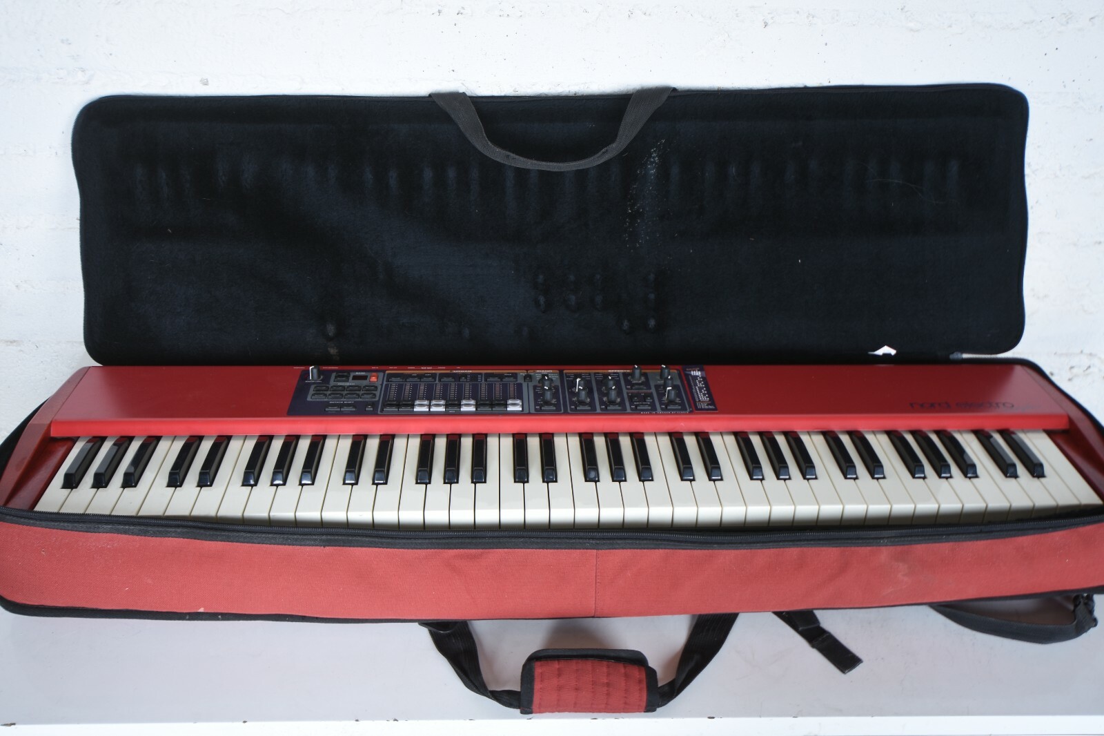 RARE Nord Electro Original 73 Key Keyboard Synthesizer PARTS REPAIR W GIG BAG