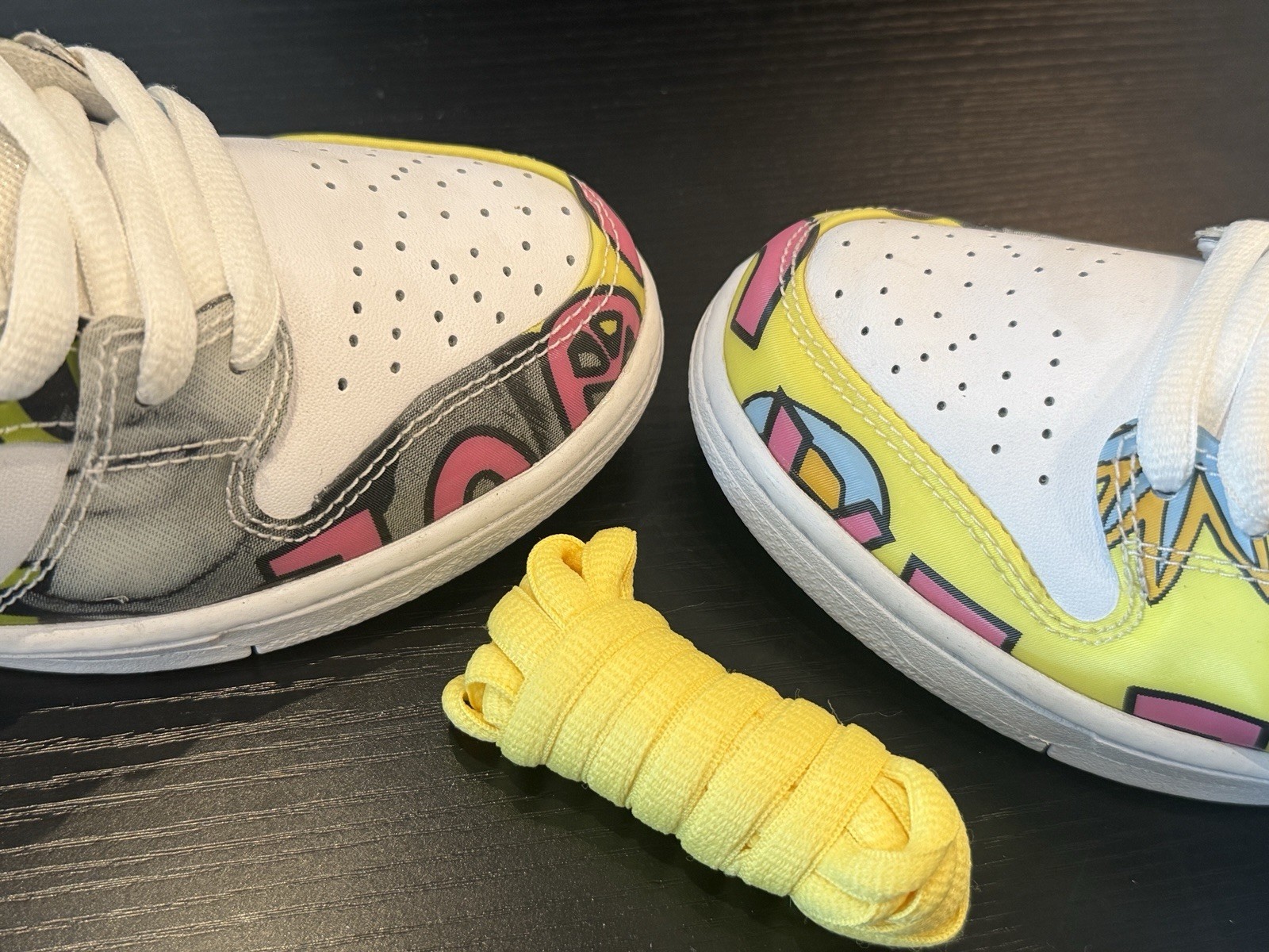 Nike SB Men's De La Soul High Shoes White/Yellow Graphic US 8.5