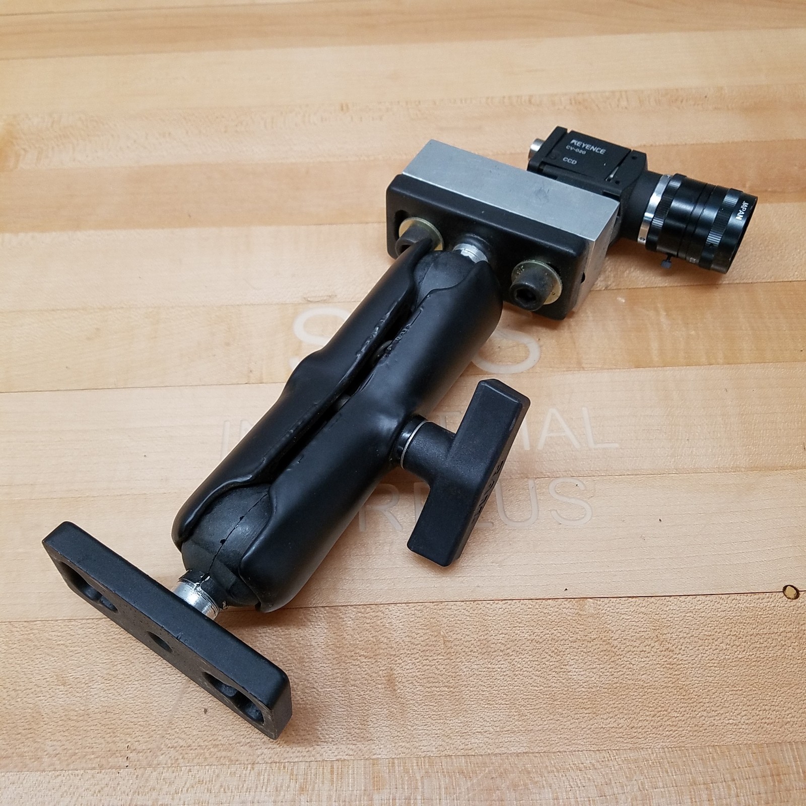 Keyence CV-020 CCD Camera - USED