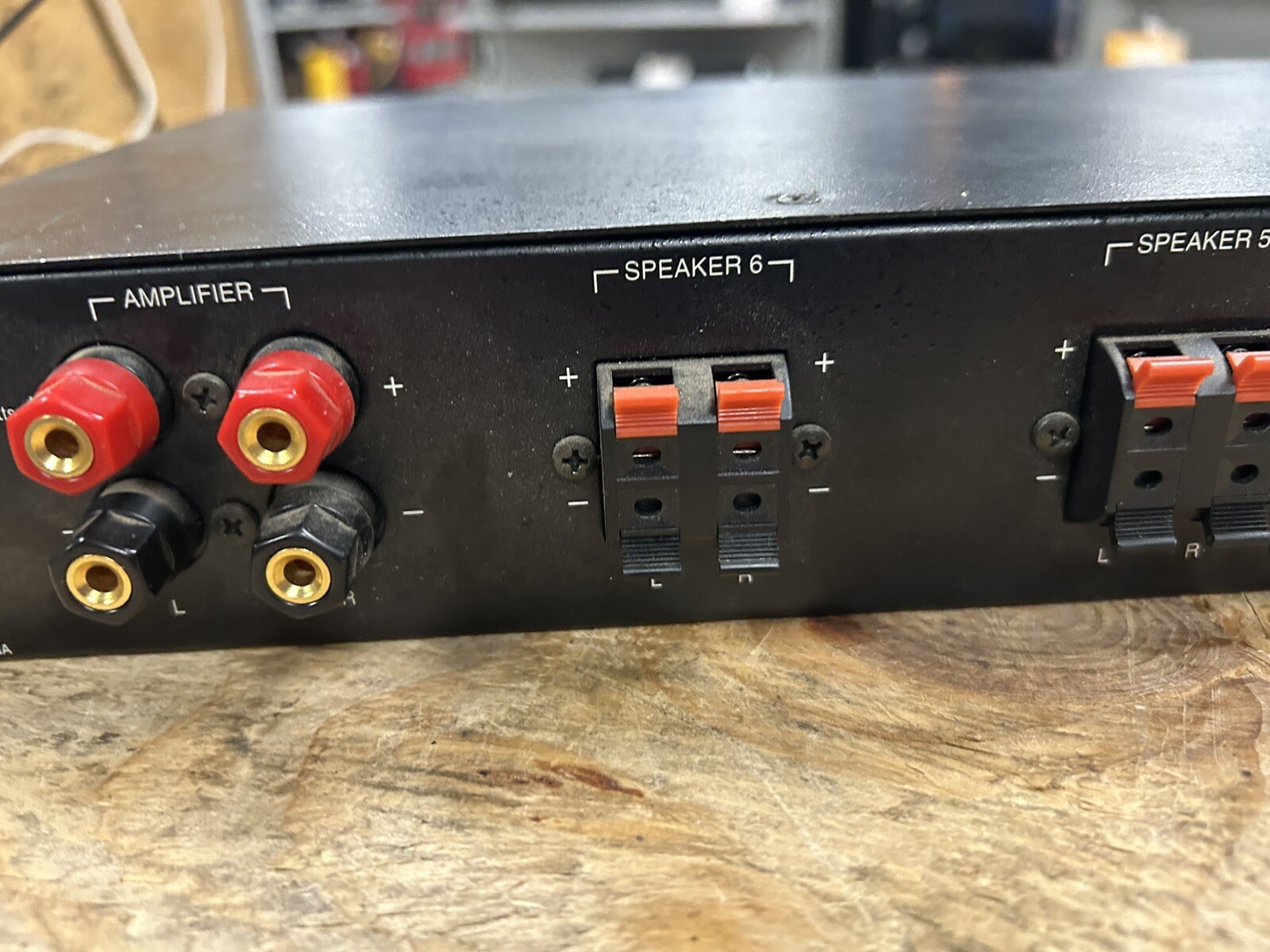 TIVOLI DESIGN SBX6 FOUR CHANNEL SPEAKER SELECTOR