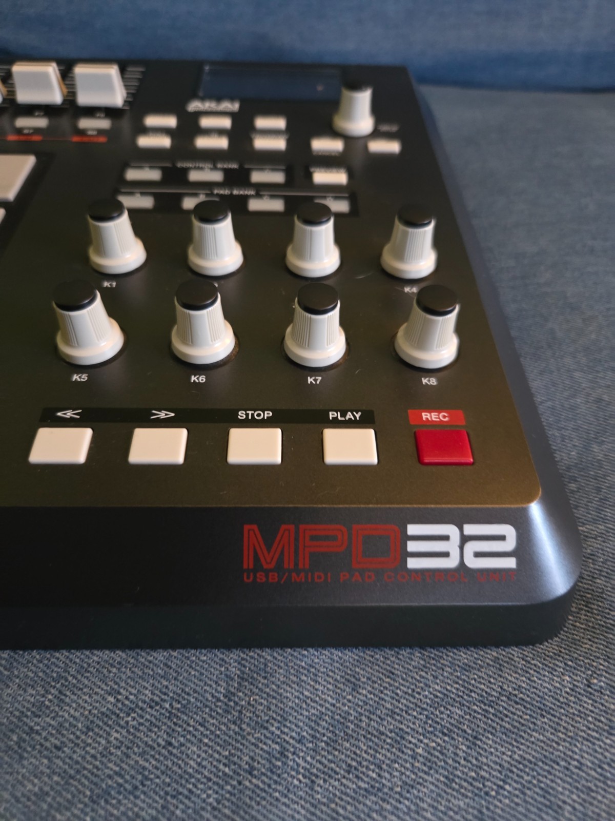 Akai Professional MPD32 USB/MIDI Pad Control
