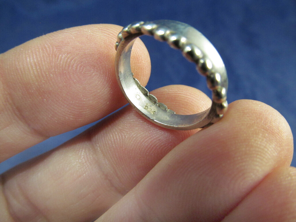 Modern Sterling Silver Crossover Beaded Band Ring Size 7.5