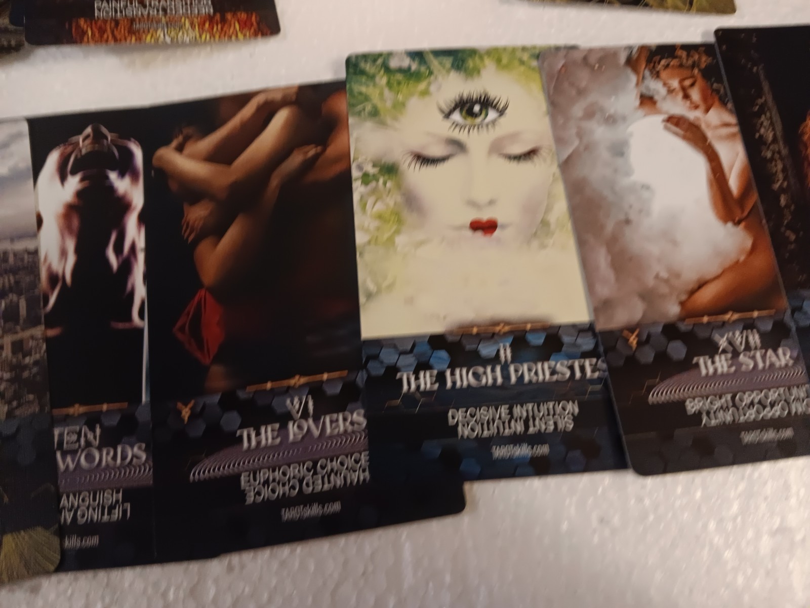 Lightworker's Deck Tarot Cards for Empaths, Reiki & Energy Healers Exc. Cond.