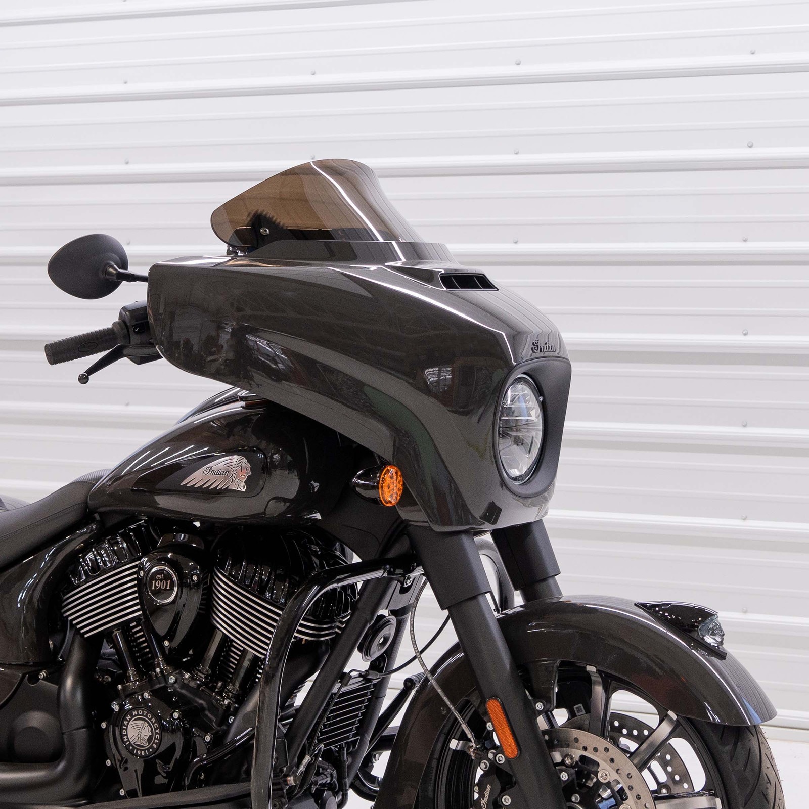 Klock Werks Kolor Flare 10" Bronze Windshield 14-25 Indian Chieftain Roadmaster